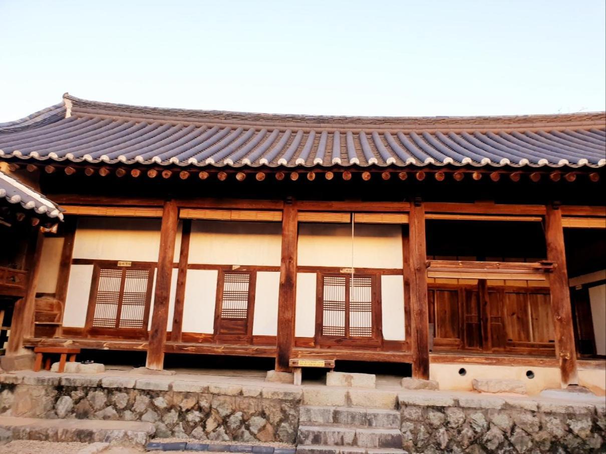 Hahoe Chunghyodang *